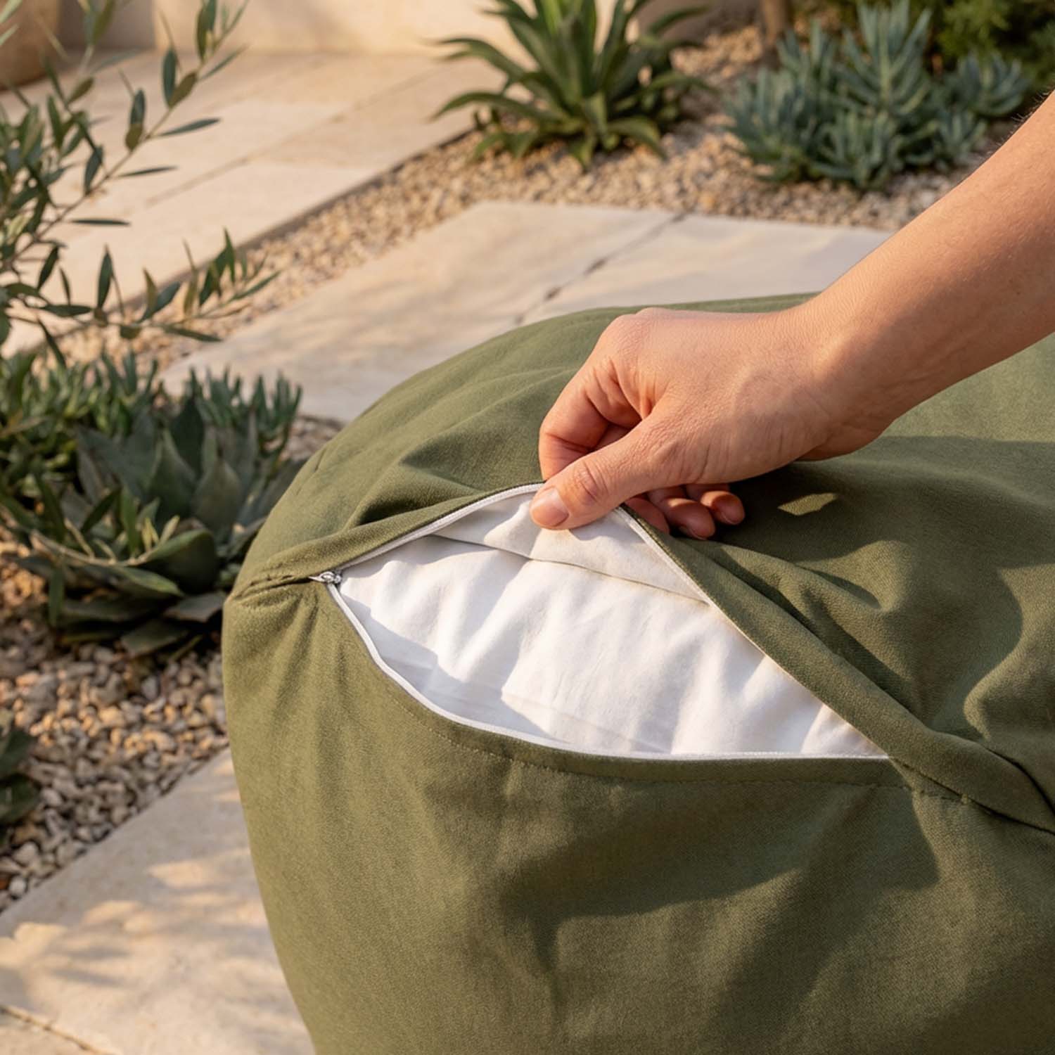 Całkowicie zdejmowany pokrowiec i możliwość prania